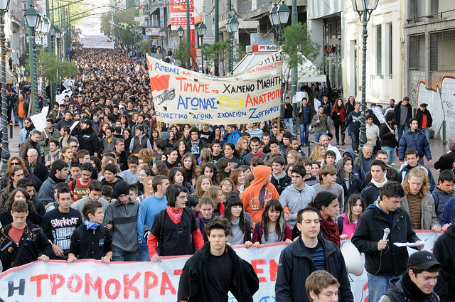 Srednjoškolci protestuju u Atini