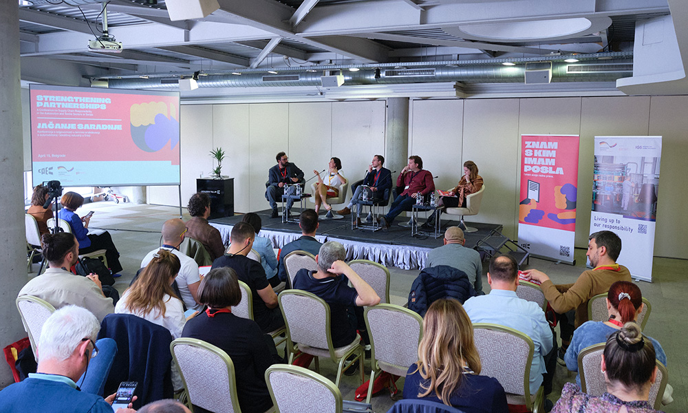 Izveštaj sa CPE konferencije o uslovima rada u tekstilnoj i automobilskoj industriji